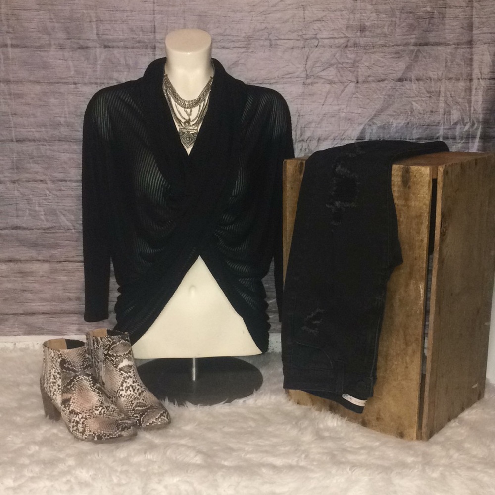 Daytrip Black Top